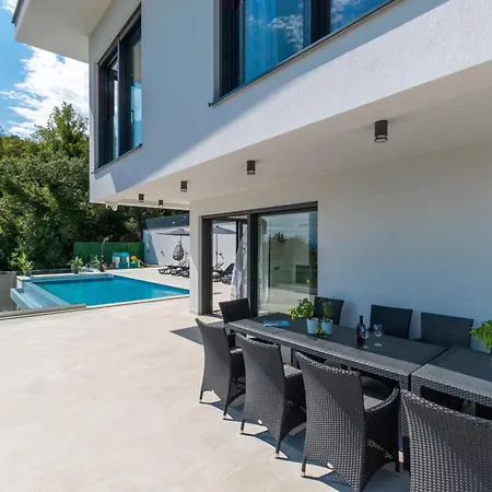 Gabi By Interhome